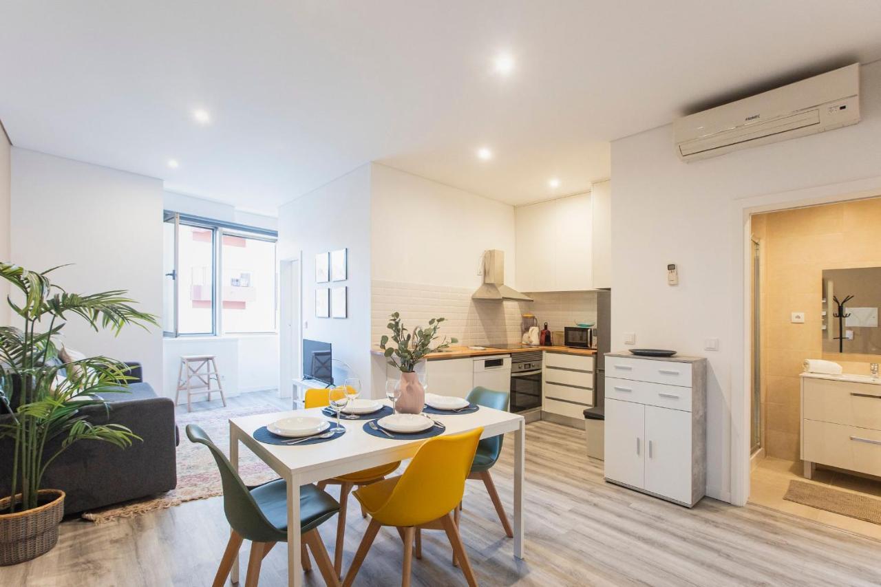 Seaside 1Br Flat W/ Ac In Matosinhos By Lovelystay Kültér fotó